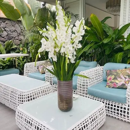 Tropical Villa